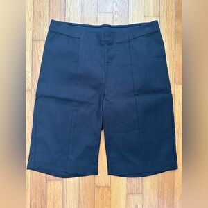 J. Jill Bermuda black slip on shorts